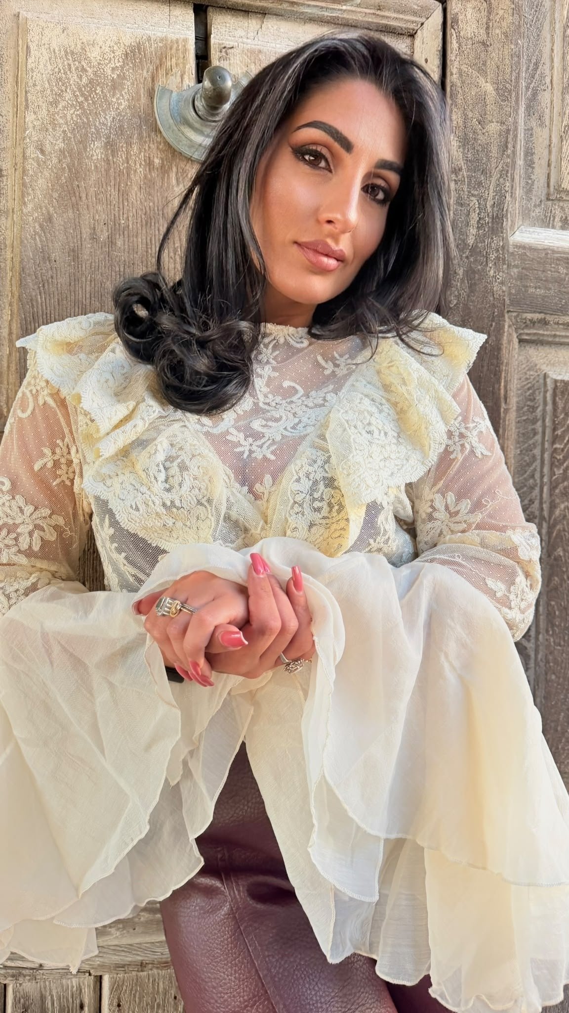 Blusa romantica in pizzo - immagine 2